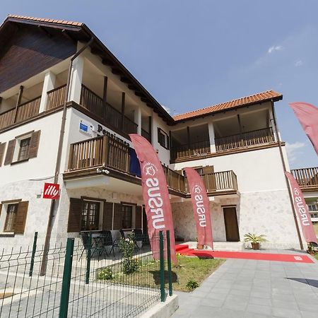 Pensiunea Carol Floreşti Εξωτερικό φωτογραφία